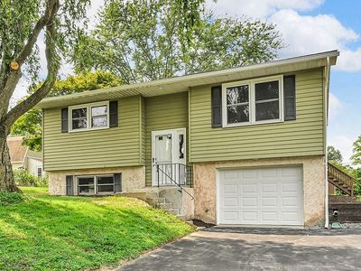 2829 Main St