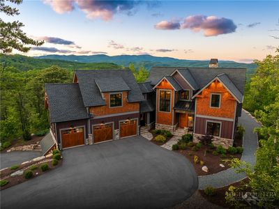 220 Persimmon Lane