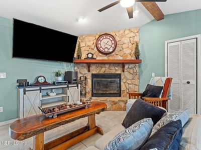 178 SEGOVIA Road
