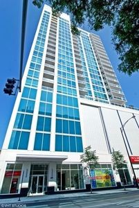 757 N Orleans St #1309