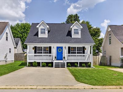 3030 Holly Brook Cir NE