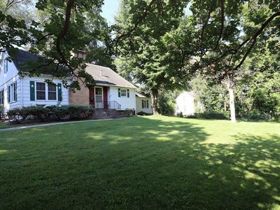 Property at 115 E 8th St, Eudora, KS