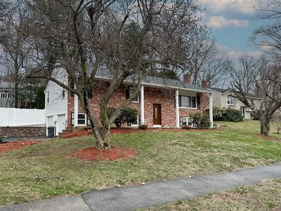 14 Minuteman Way