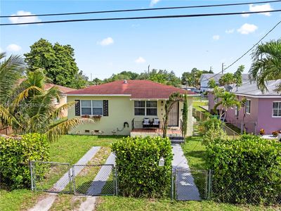 1920 NW 69th Ter