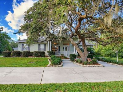 1709 W Pine Ridge Blvd