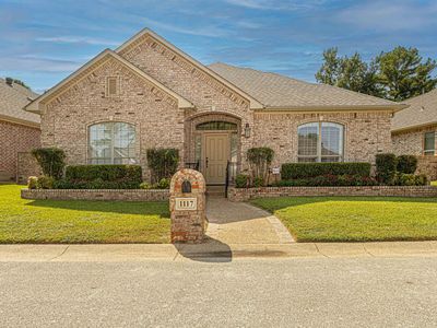 1117 Laurelwood Dr
