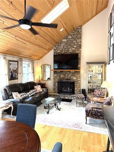 175 Pine Village #4