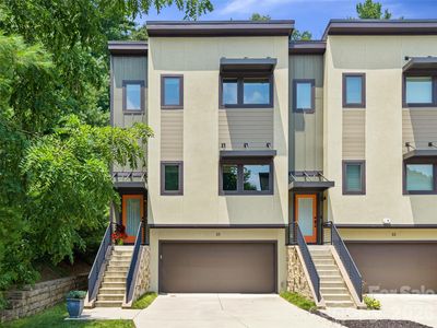35 Macallan Ln