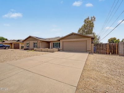 1831 W EVANS Drive