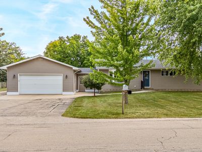 Property at 310 Lincoln Ave, Omro, WI