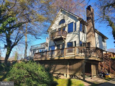 614 Laurel Dr