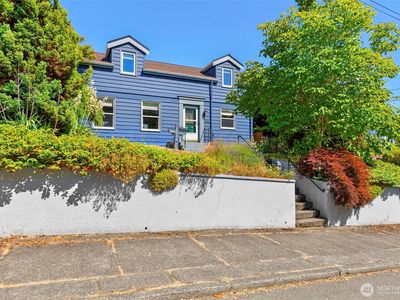 1118 Hayward Avenue