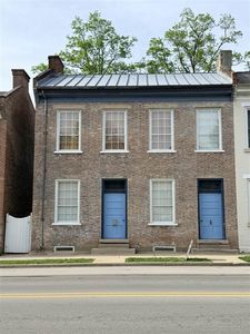 120 W Main St
