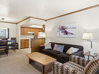 150 W Ridge View St #211