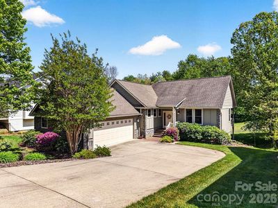 24 Triple Fairways Dr