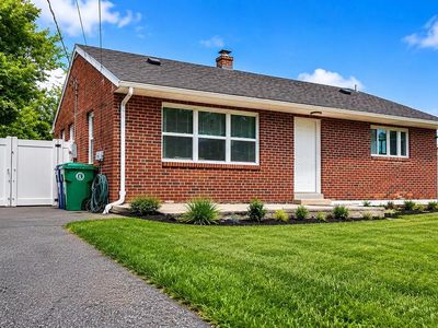 29 Carolyn St