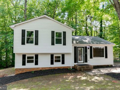 10001 Knotty Pine Ct