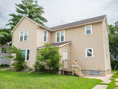 111 N Black River STREET