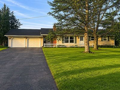 5693 State Route 162 E