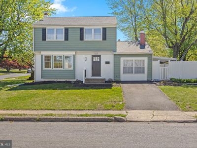 323 Edgewood Ave