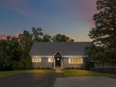 159 Lakeshore Dr