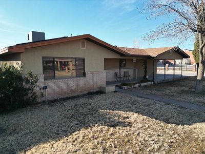 1811 Alamo Ave