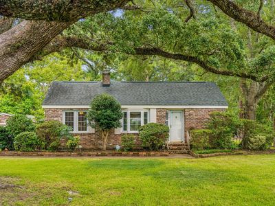 214 Island Dr