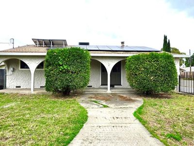 2019 S Olive Ave
