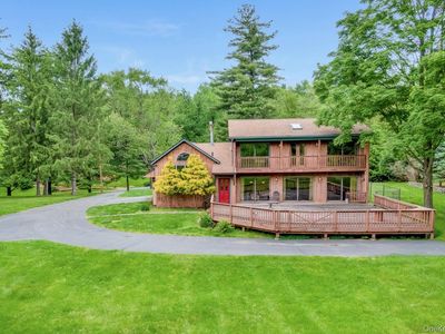 8 Kingwood Park