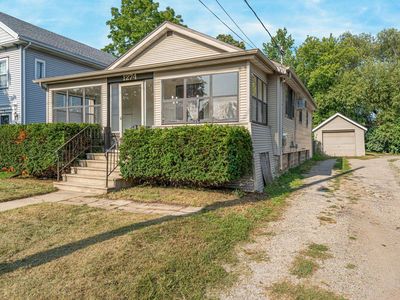 Property at 1274 Elmwood Ave, Oshkosh, WI