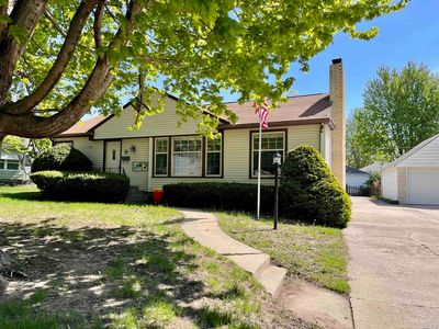 5 Colonial Cir