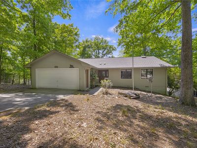 1312 S Arrowhead Dr