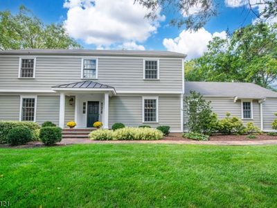 57 Bullion Rd