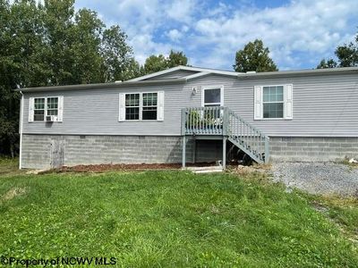 687 Concord Rd