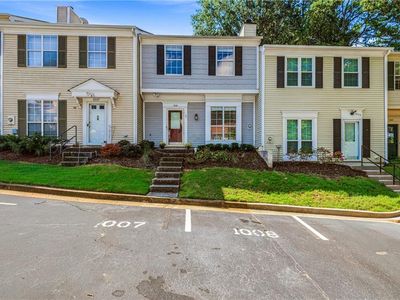 1008 Wedgewood Way