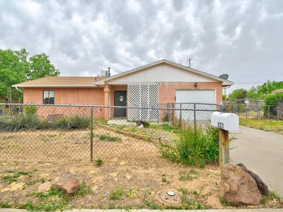 Property at 823 La Luz Dr, Belen, NM
