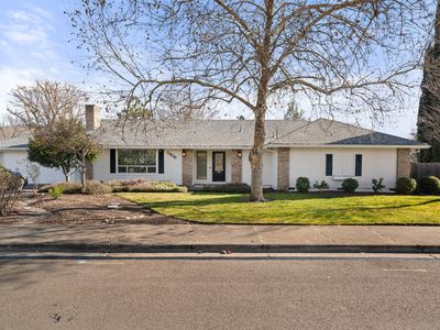 Property at 2906 Aldersgate Rd, Medford, OR