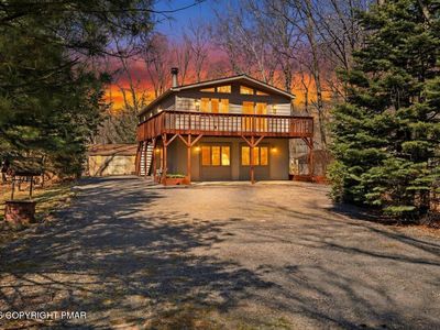 51 Spencer Ln