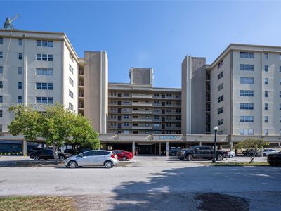 1811 Jefferson St APT 705