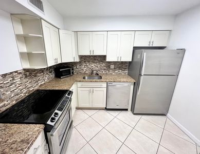 9785 Pineapple Tree Drive #103