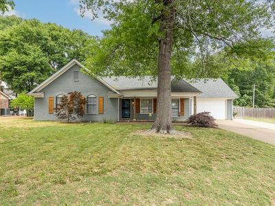 3124 Lauren Dr