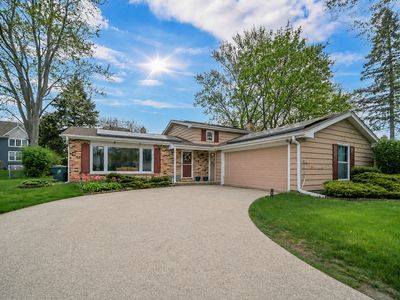 401 Greentree Pkwy