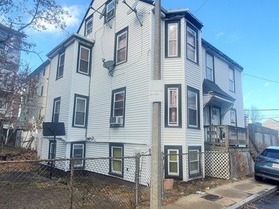 6-6 Weldon St #8