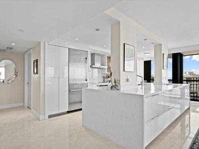 4100 N OCEAN Drive #2304