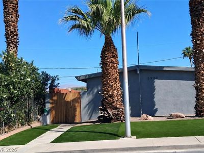 2532 Flower Ave