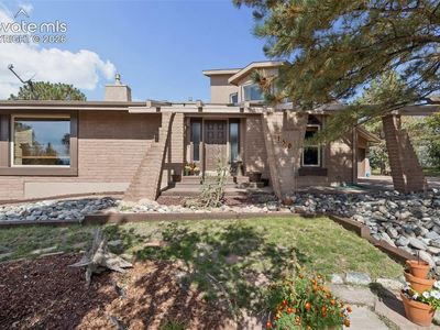 150 Desert Inn Way