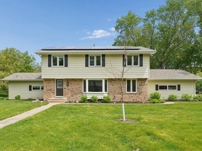 1473 Windemere Dr NE
