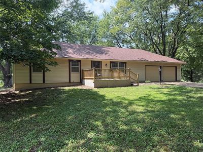 2414 N Hoover Rd