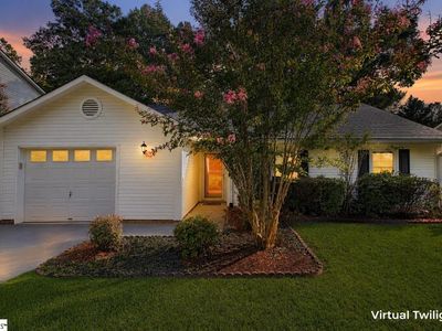 4 Chinaberry Ln