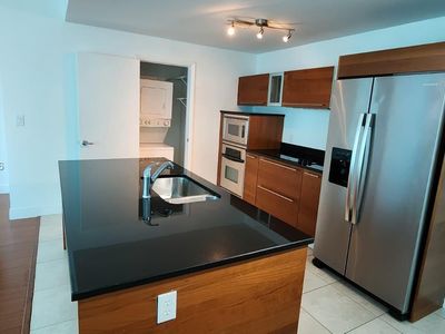 1900 N Bayshore Dr APT 3717